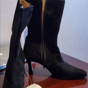 Nine west black leather bootie zipper